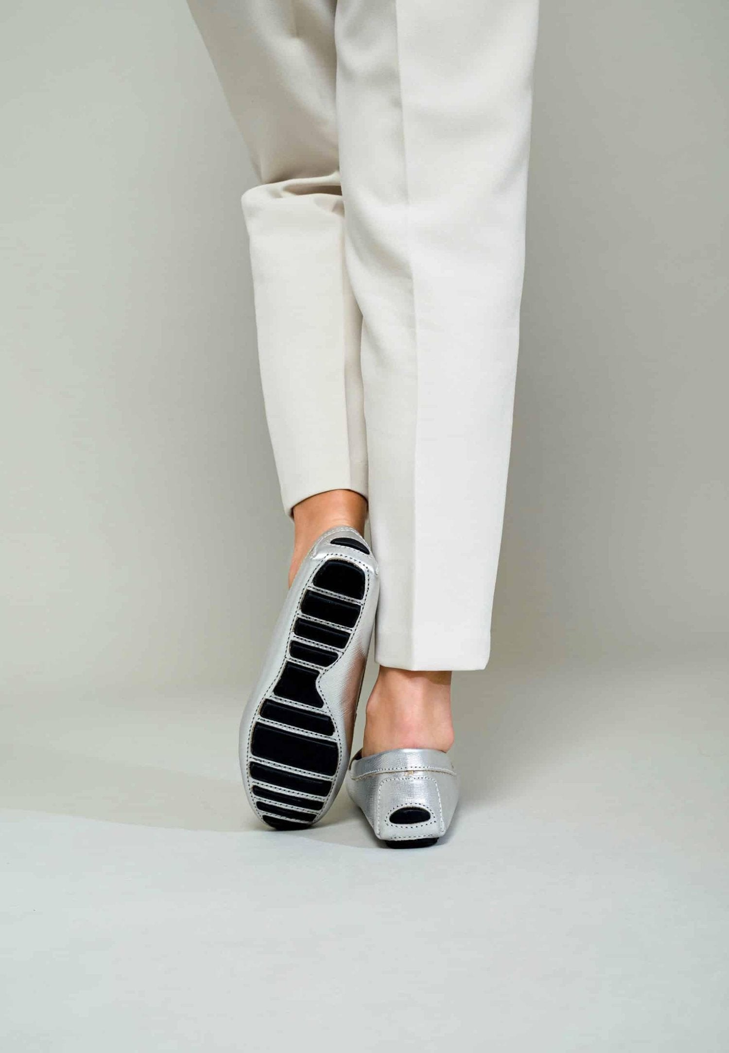 Angico Calf Silver Leather Penny Loafers – Flat-3
