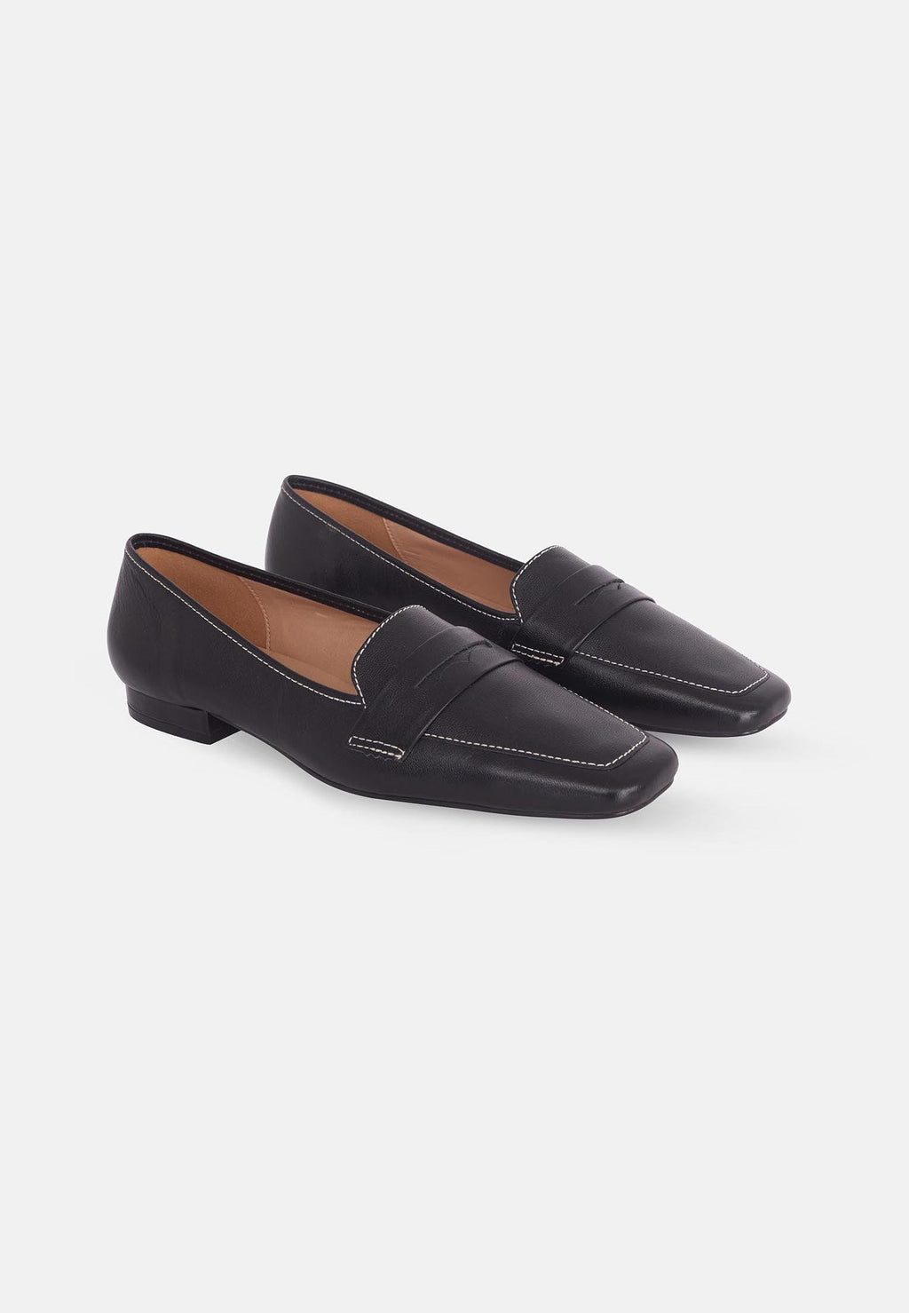 Cipó Black Leather Square-Toe Loafers – Flat-1